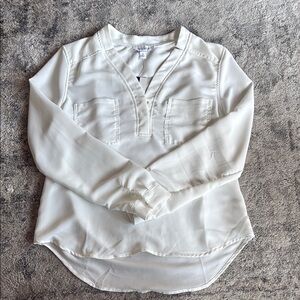 Women's Cream V-Neck Long Sleeve Blouse